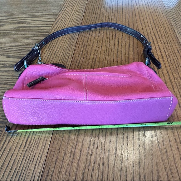 Tig & Co Pink Pebbled Leather Shoulder Bag - Picture 5 of 9